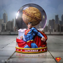 Load image into Gallery viewer, DC The Daily Planet Superman Snow Globe