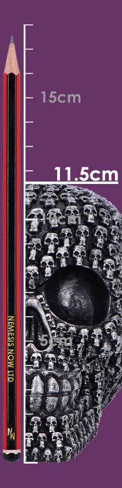 High-quality resin Crania Multi-Skull ornamental figure full size detail