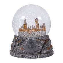 Load image into Gallery viewer, Harry Potter Snow Globe - Hogwarts