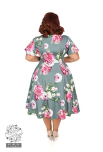 Load image into Gallery viewer, Hearts & Roses Lamour Swing Dress
