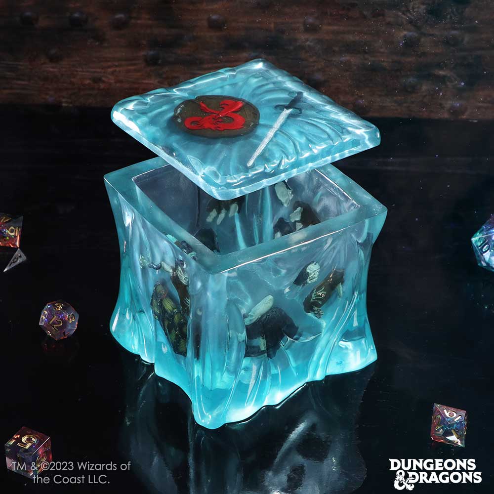 Hand-painted Dungeons & Dragons dice box design
