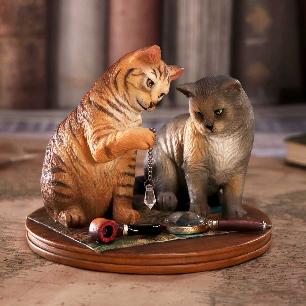 Purrlock Holmes by Lisa Parker 10.5cm