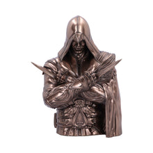 Load image into Gallery viewer, Assassin&#39;s Creed® Ezio Bust Box Bronze 30cm

