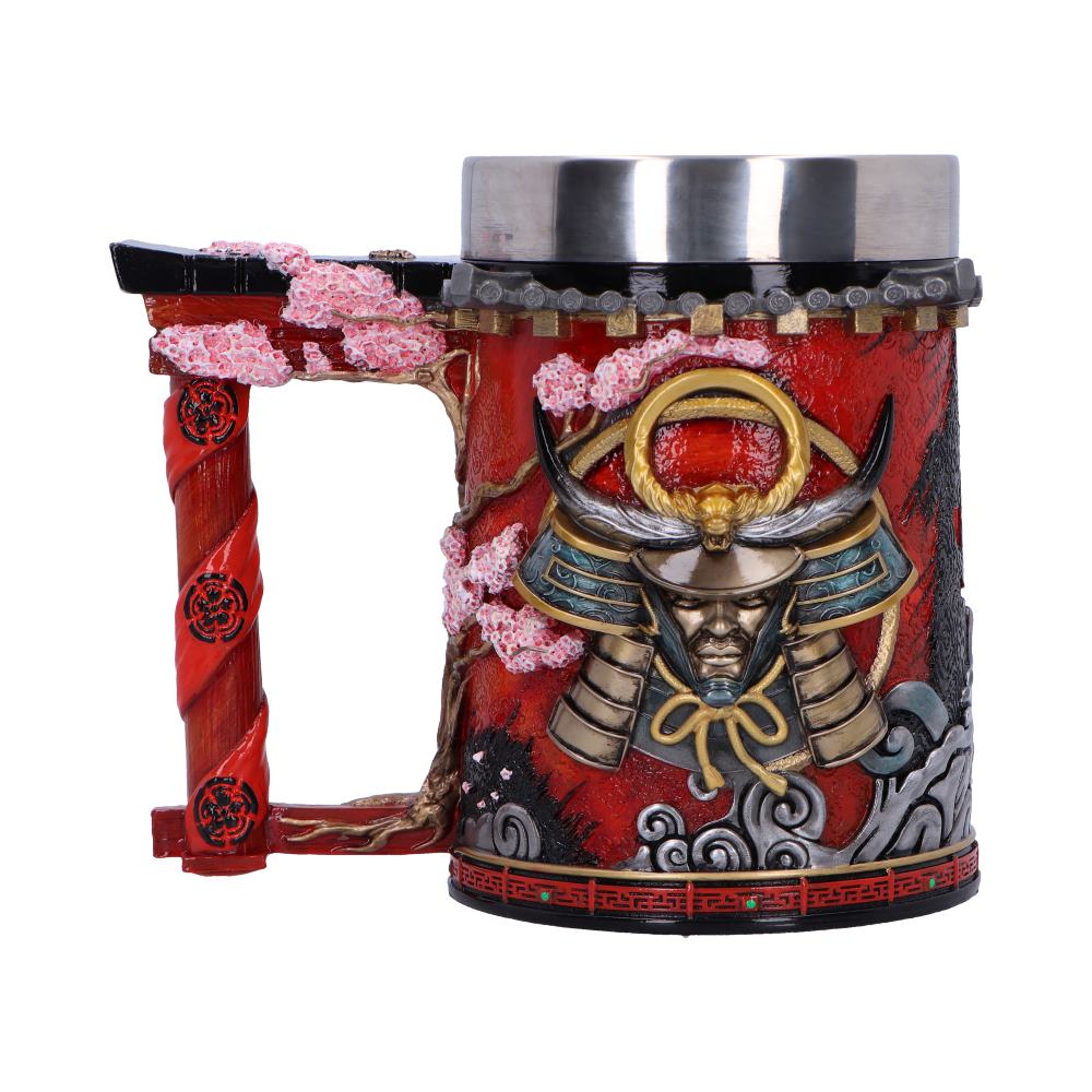 Back view of Assassin's Creed Shadows Tankard