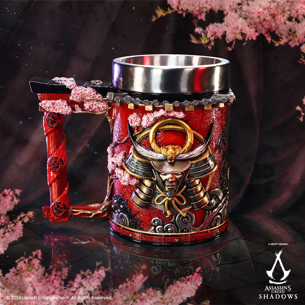 Japanese-inspired artwork on Assassin's Creed tankard
