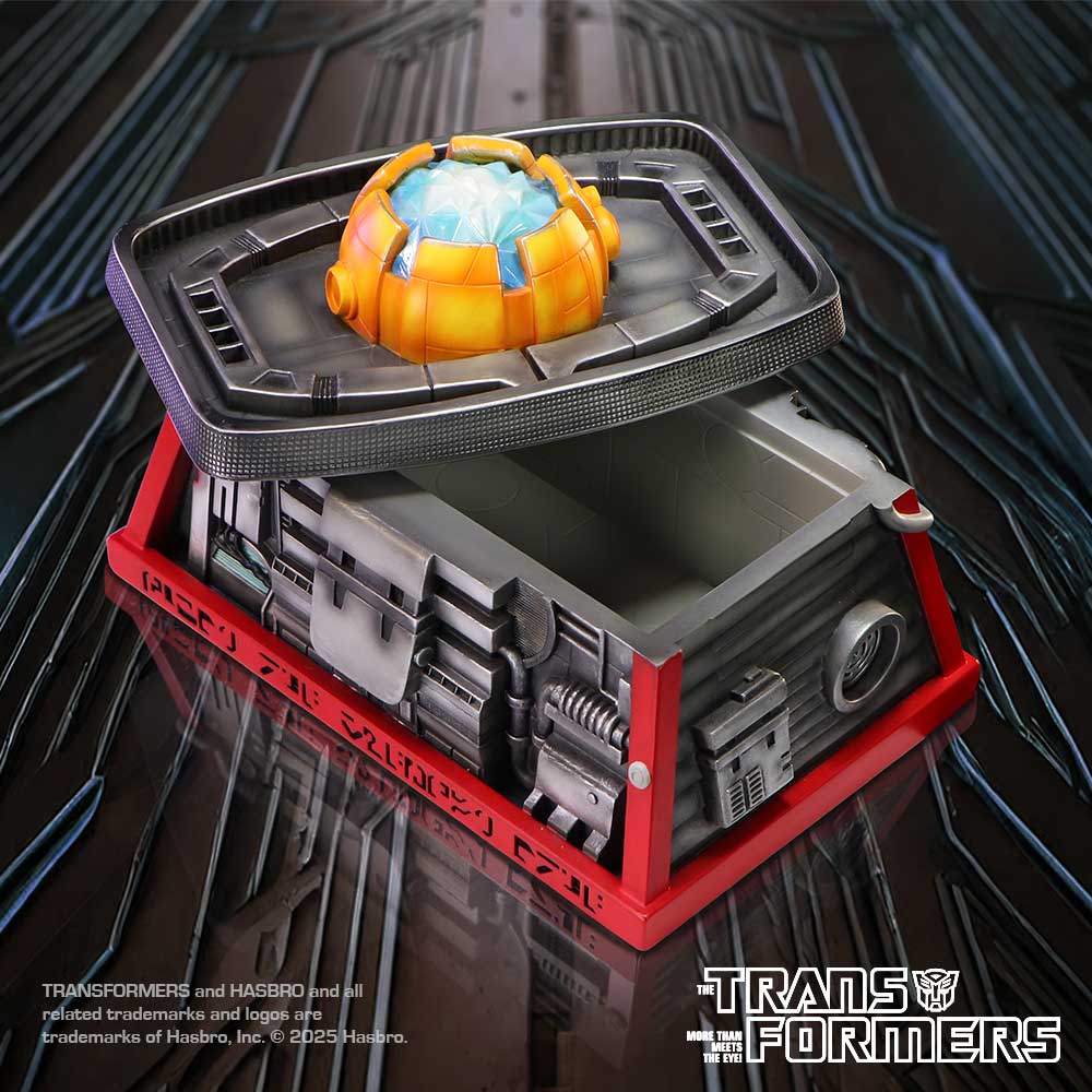 Transformers Matrix of Leadership Box 16cm