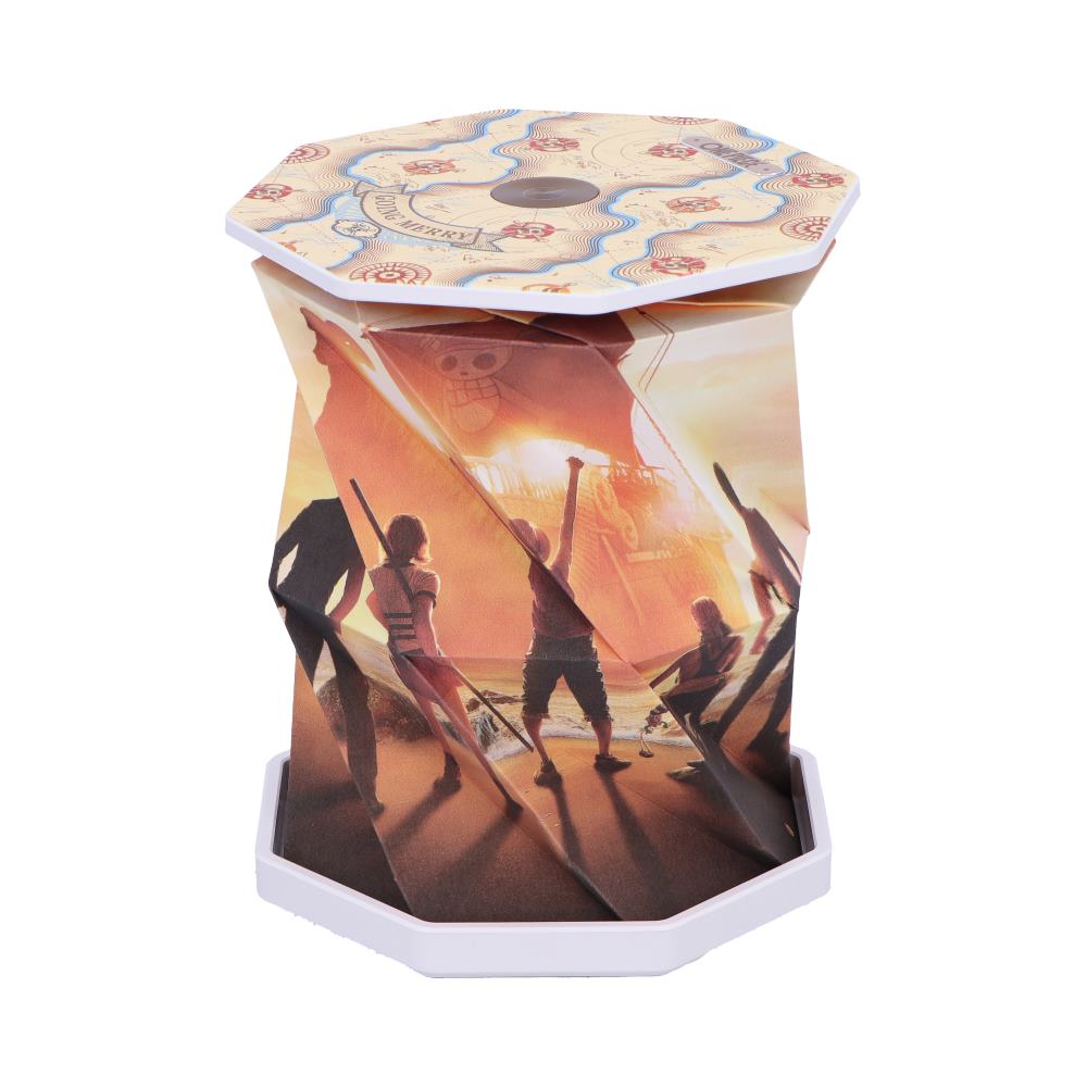 One Piece foldable lamp with crew artwork