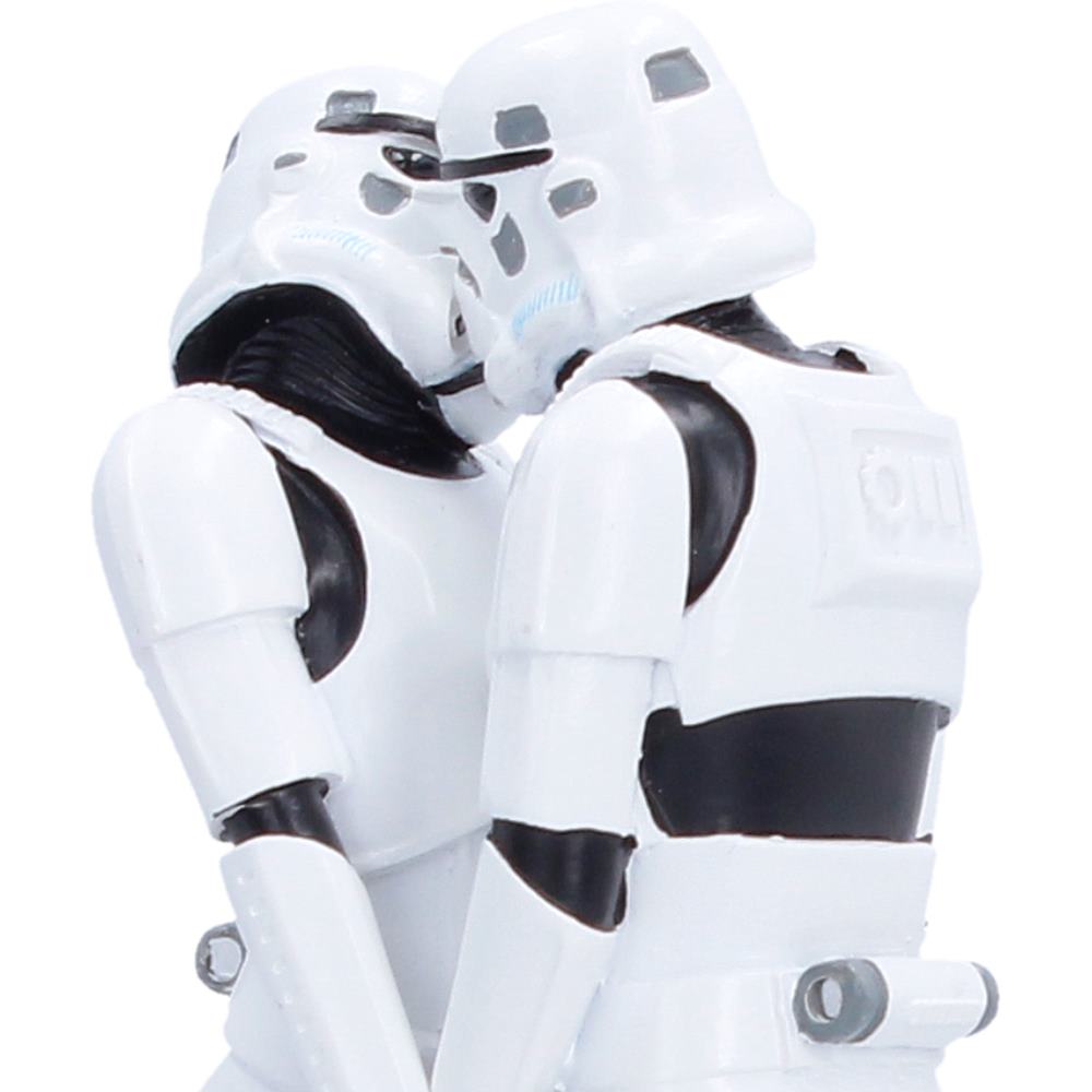 Close-up of two stormtroopers sharing a humorous romantic kiss on the First Kiss figurine