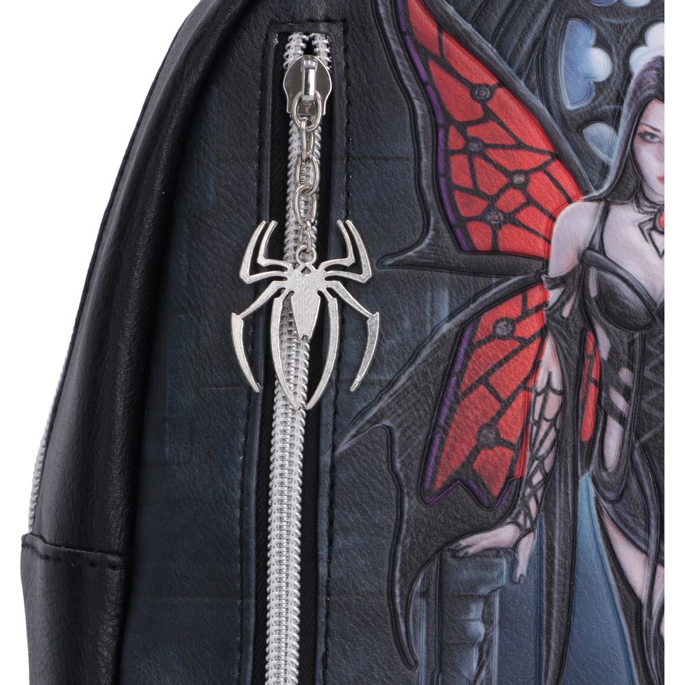 Decorative spider-shaped zipper charm on Aracnafaria backpack