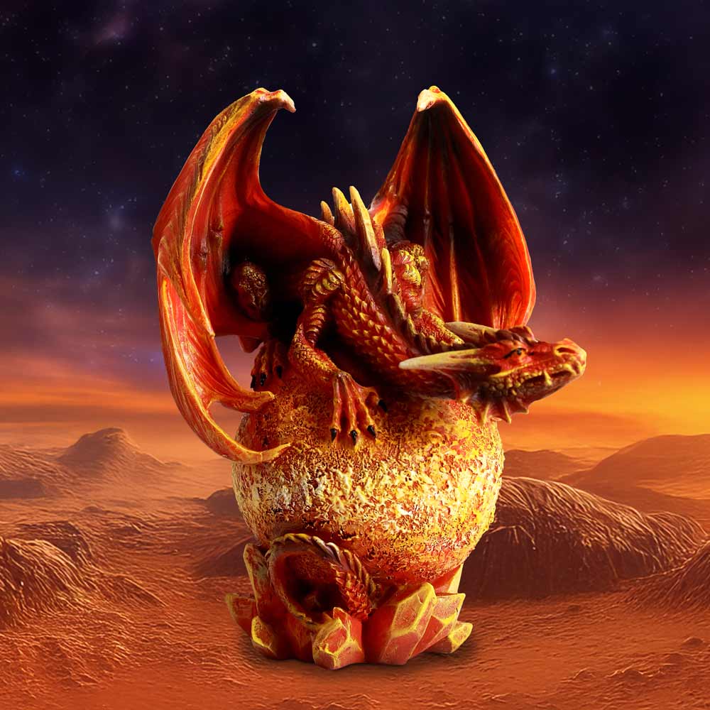 Fantasy planet The Venusian Dragon Figurine 14.8cm on display
