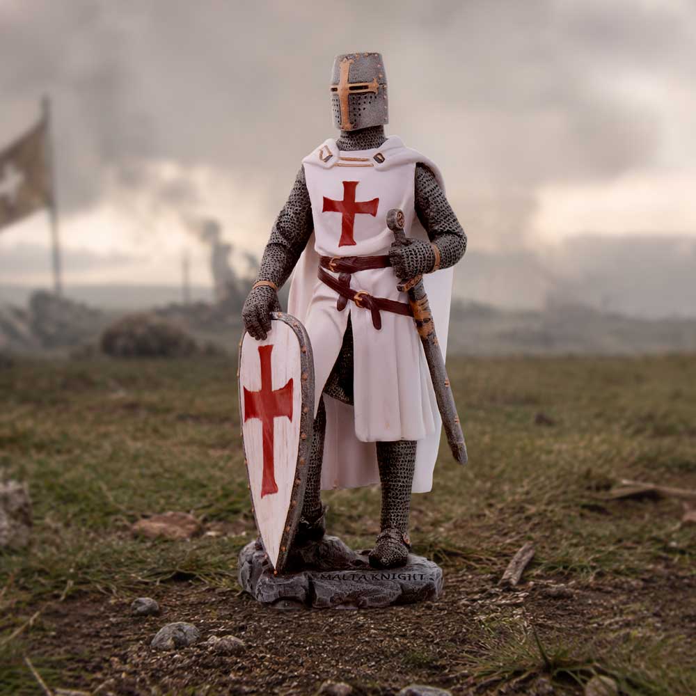 Templar’s Oath 16.6cm medieval knight figurine for collectors and history enthusiasts on display