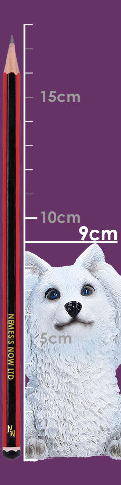 Cute wolf figurine set showing full size detail
