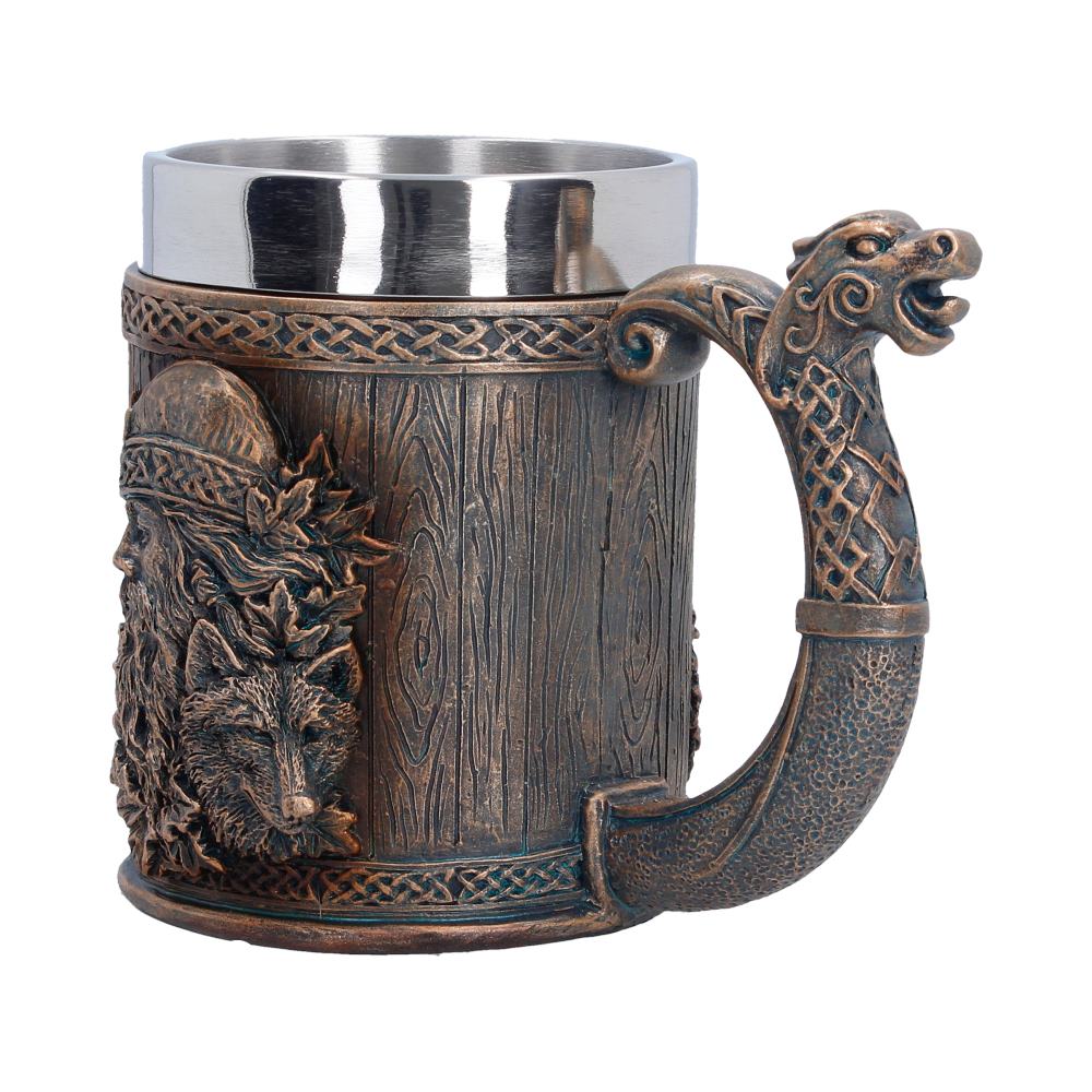 Norse tankard with Viking ship design detail