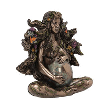 Load image into Gallery viewer, Gaea Mother of all Life 18cm
